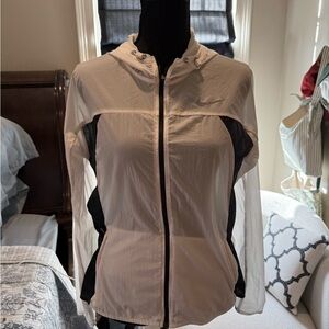 Nike Women's White and Black Utility Jacket